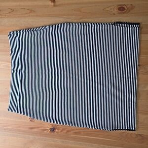 Gap pencil skirt
